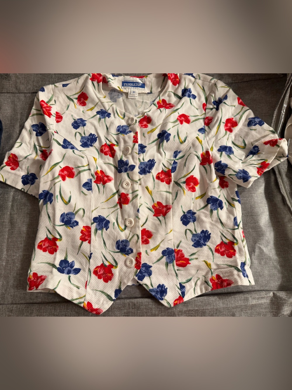 Pendleton White Floral Short-Sleeve Button Front Blouse - Red & Blue